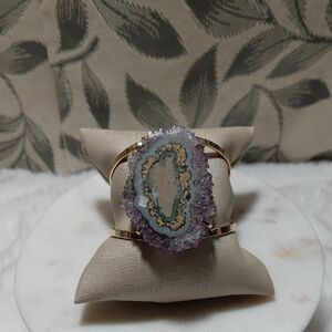 Elegant Gold and Purple Geode Bracelet